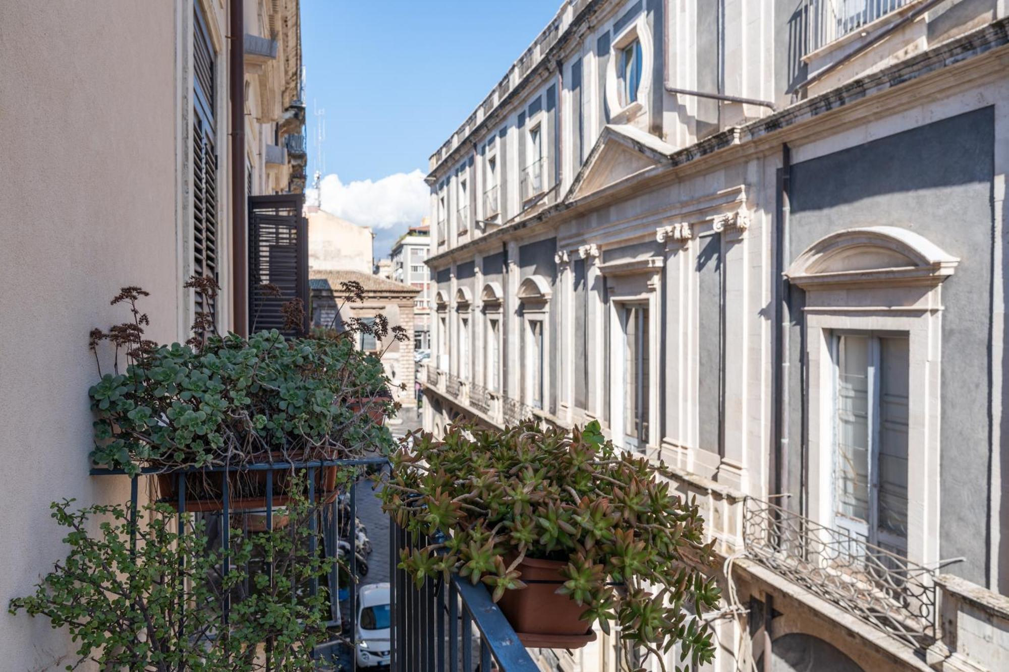 Amenano Apartments Catania Exterior photo